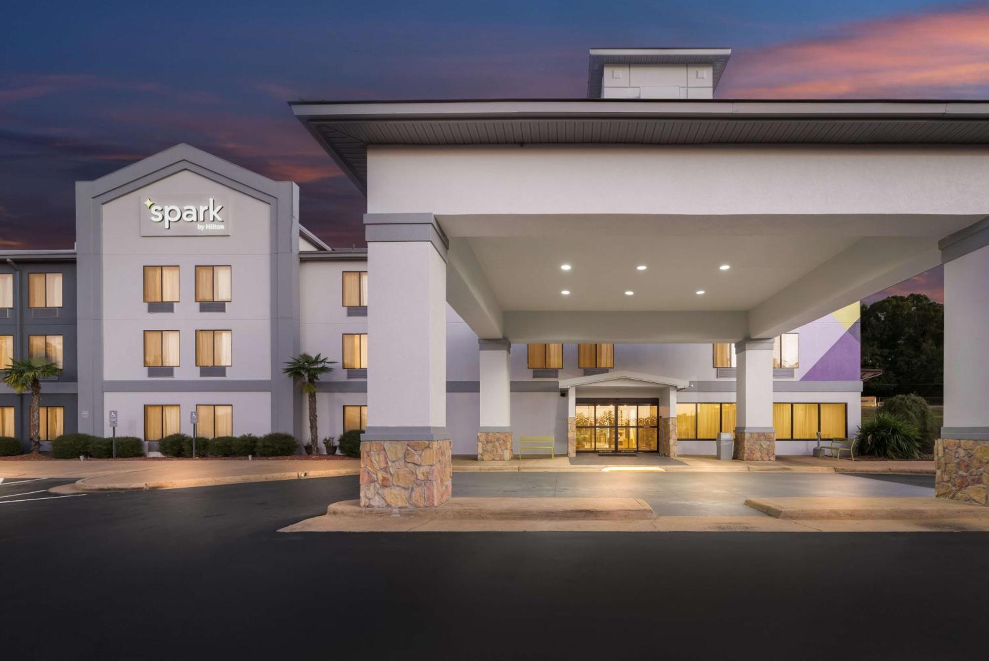 Spark By Hilton Tuscaloosa University Exterior photo