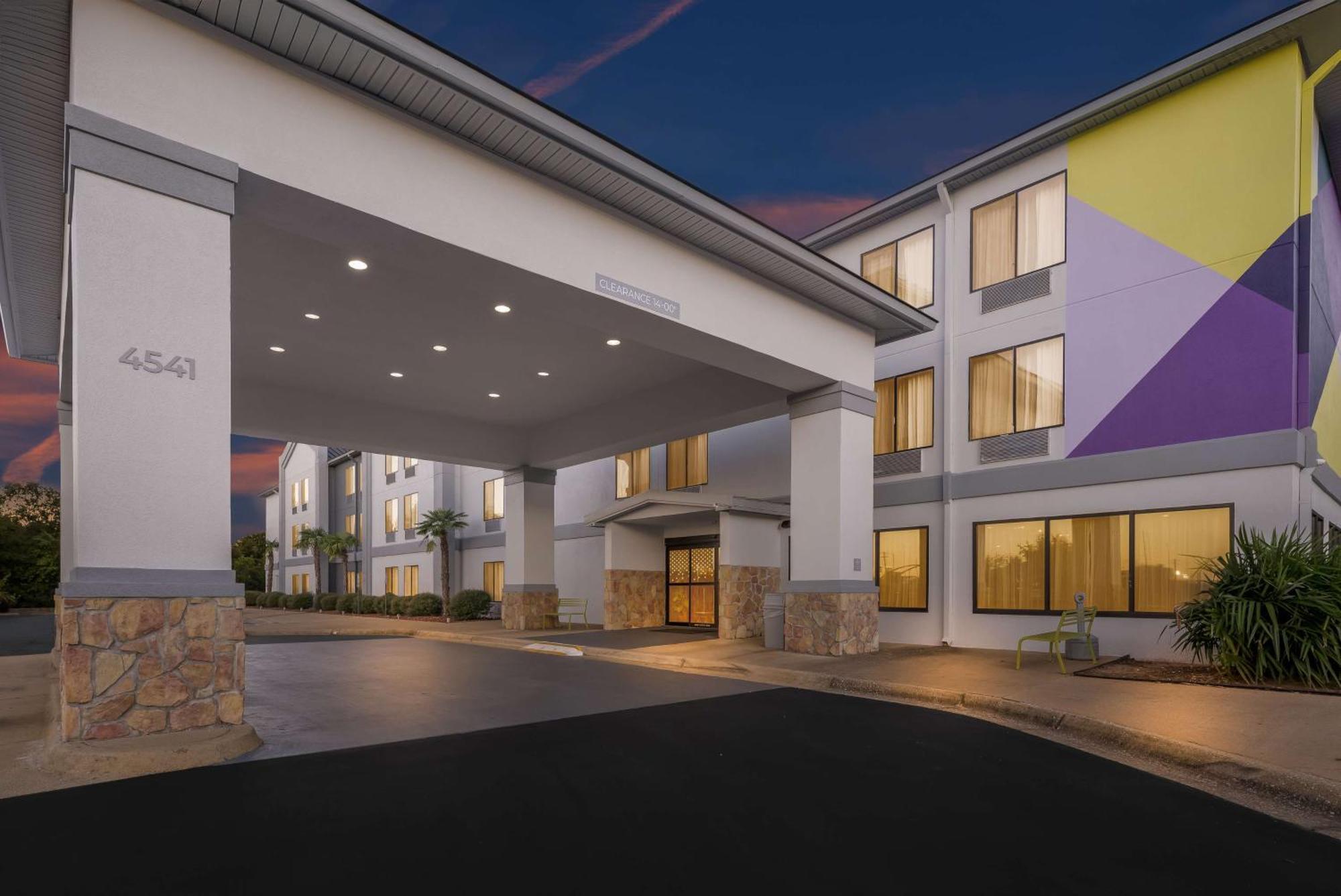 Spark By Hilton Tuscaloosa University Exterior photo