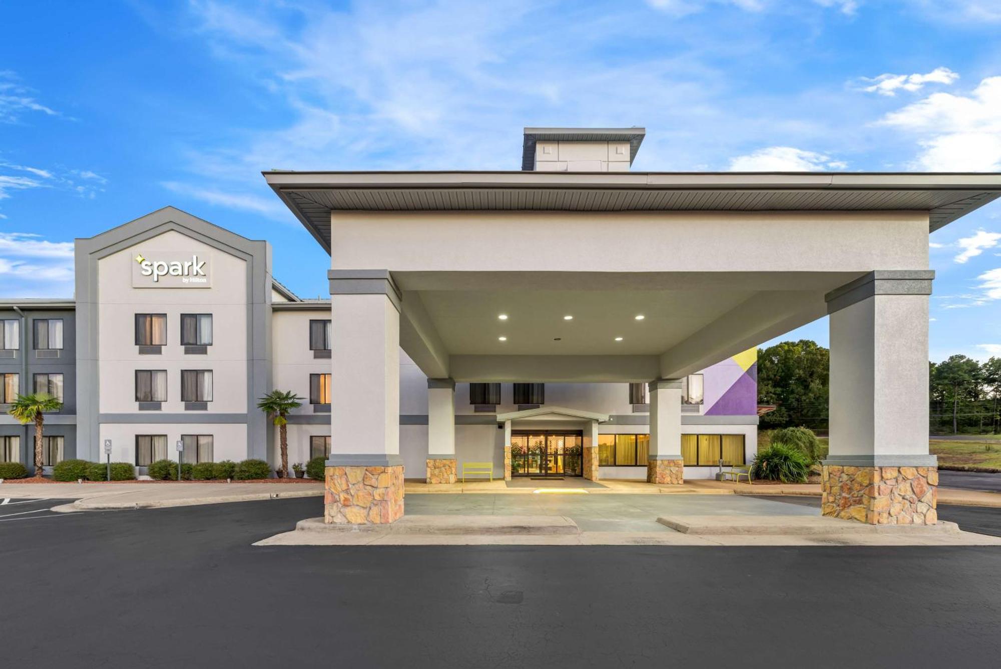 Spark By Hilton Tuscaloosa University Exterior photo